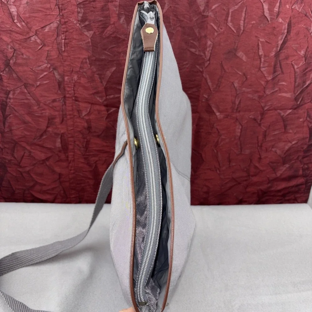Vintage 1980s Sasson Large Capacity Travel Bag Gray Nylon Brown‎ Leather Piping